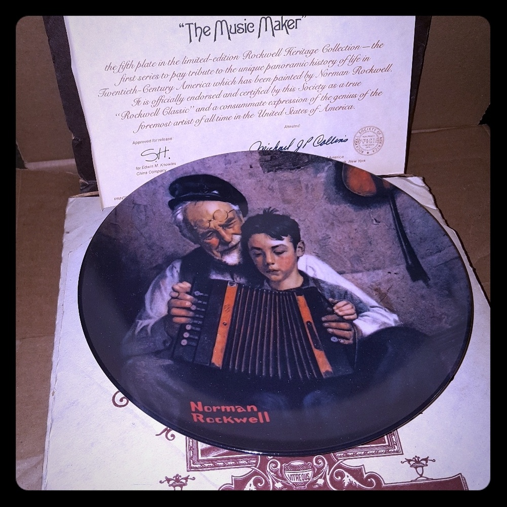 Vintage collectors plate